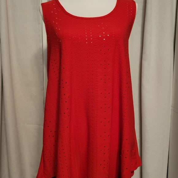 Weekend Top - Picture 2 of 7